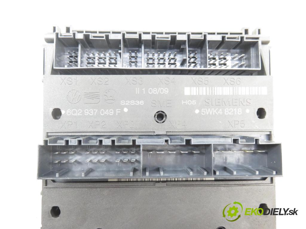 VW POLO (9N_) HB 2009 44,00 1.2 6V 60 - BBM 1198,00 MODUL komfortu 6Q2937049F ; 5WK48218