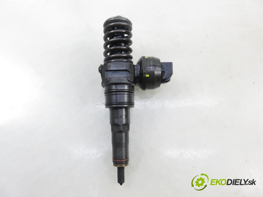 FORD GALAXY (WGR) VAN 2002 85,00 1.9 TDI PD 115 - AUY 1896,00 Vstrekovač 038130073AK ; 0414720038 (Vstrekovač paliva)