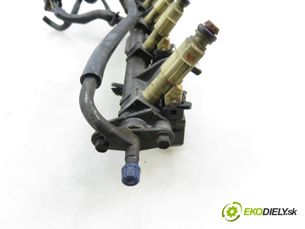 FORD FOCUS (DAW, DBW) HB 2000 96,00 2.0 16V - EDDF 1988,00 lišta vstřikovací 98AG14A390DB ; 0280155820 (Vstřikovací lišta)