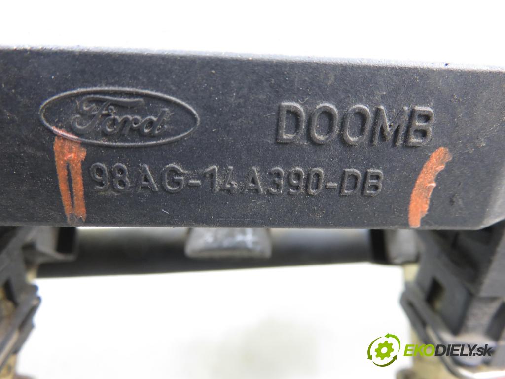 FORD FOCUS (DAW, DBW) HB 2000 96,00 2.0 16V - EDDF 1988,00 lišta vstřikovací 98AG14A390DB ; 0280155820 (Vstřikovací lišta)