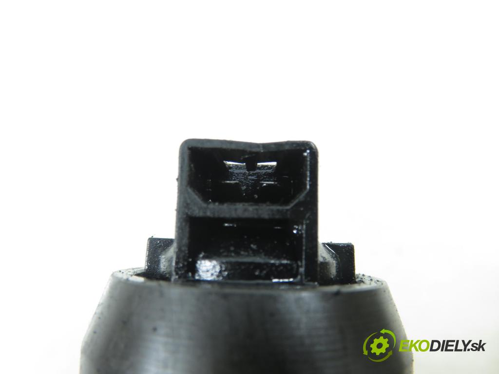 FORD GALAXY (WGR) VAN 2002 85,00 1.9 TDI PD 115 - AUY 1896,00 Vstrekovač 038130073AK ; 0414720038 (Vstrekovač paliva)