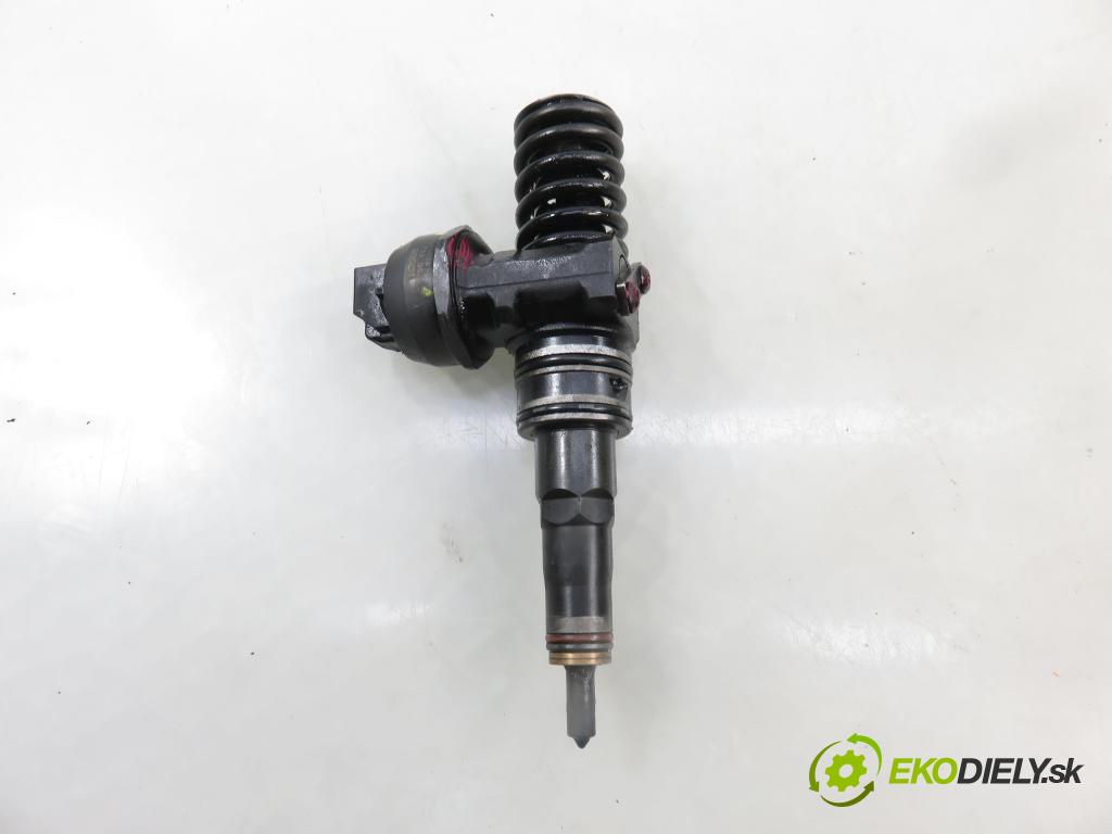 SEAT IBIZA III (6L1) HB 2003 55,00 1.4 TDI 75 - AMF 1422,00 Vstrekovač 045130073T ; 0414720035 (Vstrekovač paliva)