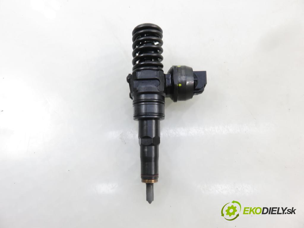 SEAT IBIZA III (6L1) HB 2003 55,00 1.4 TDI 75 - AMF 1422,00 Vstrekovač 045130073T ; 0414720035 (Vstrekovač paliva)