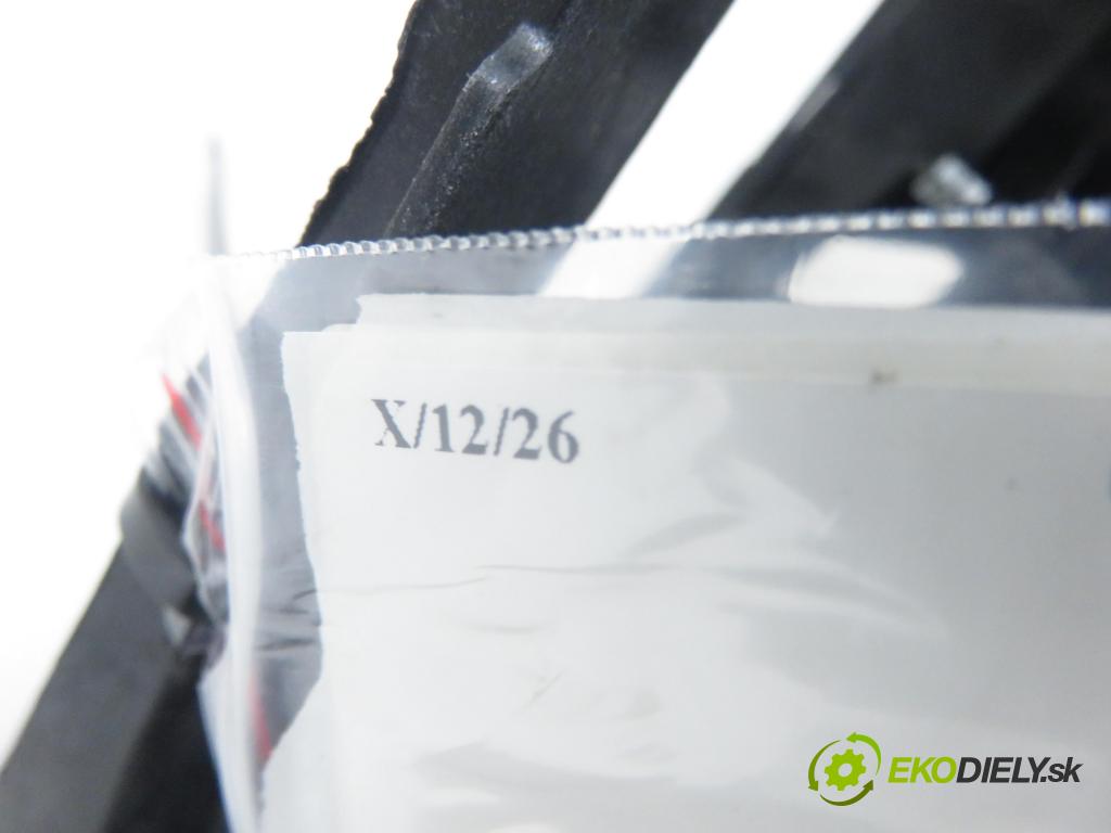 VW GOLF VII Variant (BA5, BV5) KOMBI 2019 850,00 1.6 TDI CR 115 - DGTE 1598,00 doska