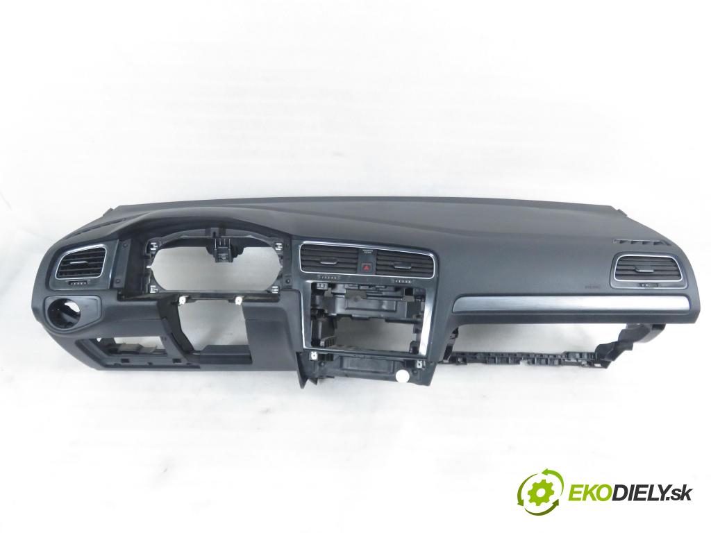 VW GOLF VII Variant (BA5, BV5) KOMBI 2019 850,00 1.6 TDI CR 115 - DGTE 1598,00 doska