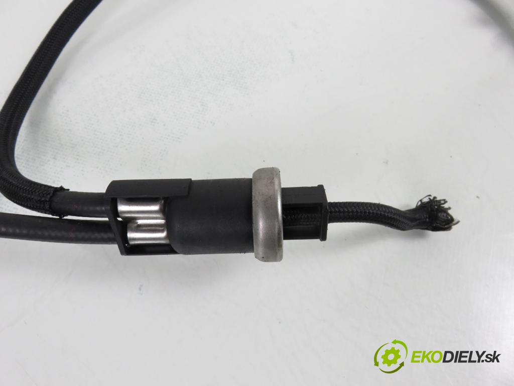 AUDI A5 (8T3) COUPE 2007 176,00 3.0 TDI quattro - CAPA 2967,00 rúrka PŘEVOD VSTŘIKOVAČE: