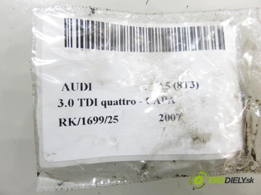 AUDI A5 (8T3) COUPE 2007 176,00 3.0 TDI quattro - CAPA 2967,00 vstrekovač 057130277AG ; 0445115058 (Vstrekovač paliva)