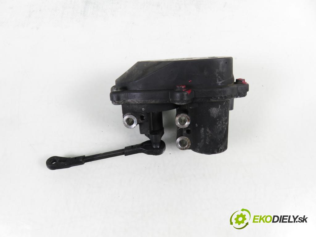 AUDI A5 (8T3) COUPE 2007 176,00 3.0 TDI quattro - CAPA 2967,00 Nastavovač zvod, potrubie 059129085L ; A2C53289031 (Motorček ostatné)