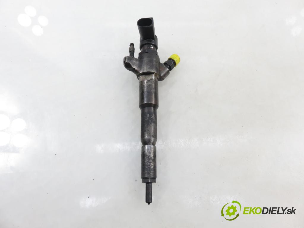 RENAULT MASTER III Platforma / podwozie (EV, HV, UV) KABINA/PLATFORMA 2016 120,00 2.3 dCi 165 FWD - M9T 702 2298,00 vstrekovač 166000372R ; HMLGT5164R (Vstrekovač paliva)