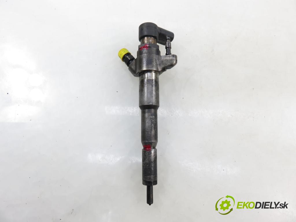 RENAULT MASTER III Platforma / podwozie (EV, HV, UV) KABINA/PLATFORMA 2016 120,00 2.3 dCi 165 FWD - M9T 702 2298,00 vstrekovač 166000372R ; HMLGT5164R (Vstrekovač paliva)