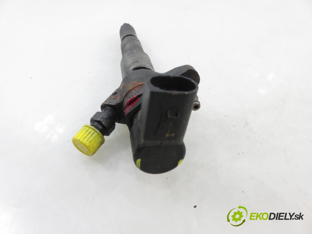 RENAULT MASTER III Platforma / podwozie (EV, HV, UV) KABINA/PLATFORMA 2016 120,00 2.3 dCi 165 FWD - M9T 702 2298,00 vstrekovač 166000372R ; HMLGT5164R (Vstrekovač paliva)