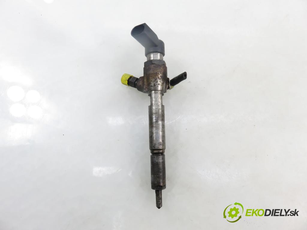 RENAULT SCENIC II (JM0/1_) MINIVAN 2006 78,00 1.5 dCi 106 - K9K 732 1461,00 vstrekovač 8200380253 ; 8200294788 (Vstrekovač paliva)