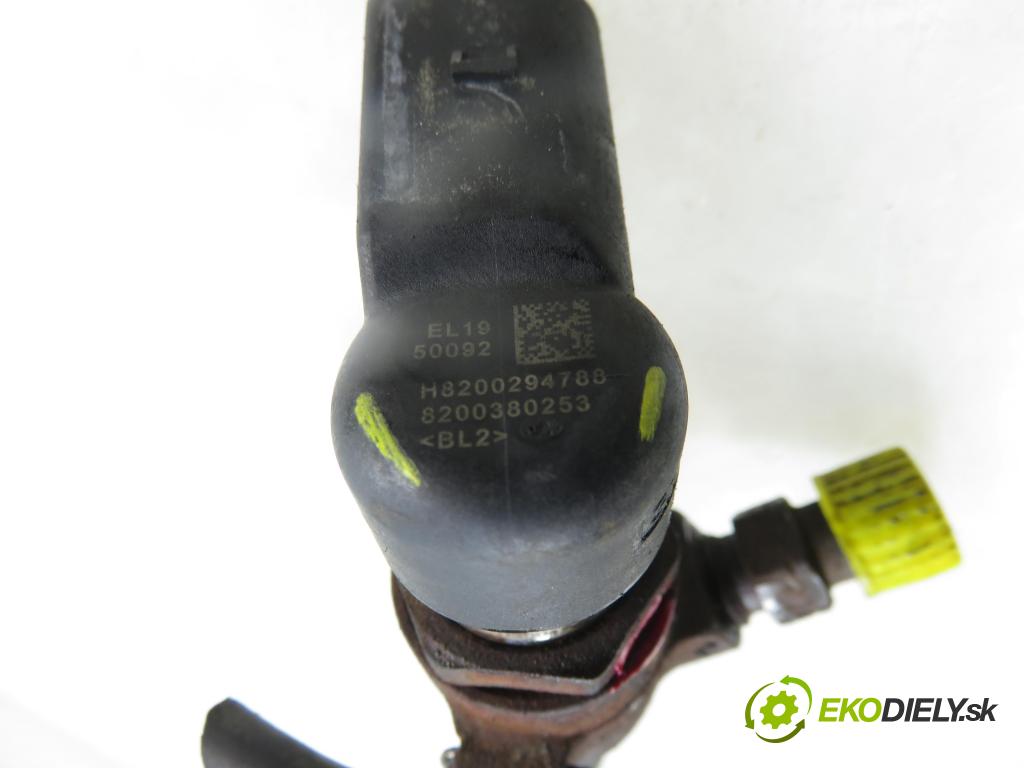 RENAULT SCENIC II (JM0/1_) MINIVAN 2006 78,00 1.5 dCi 106 - K9K 732 1461,00 vstřikovač 8200380253 ; 8200294788 (Vstřikovač paliva)