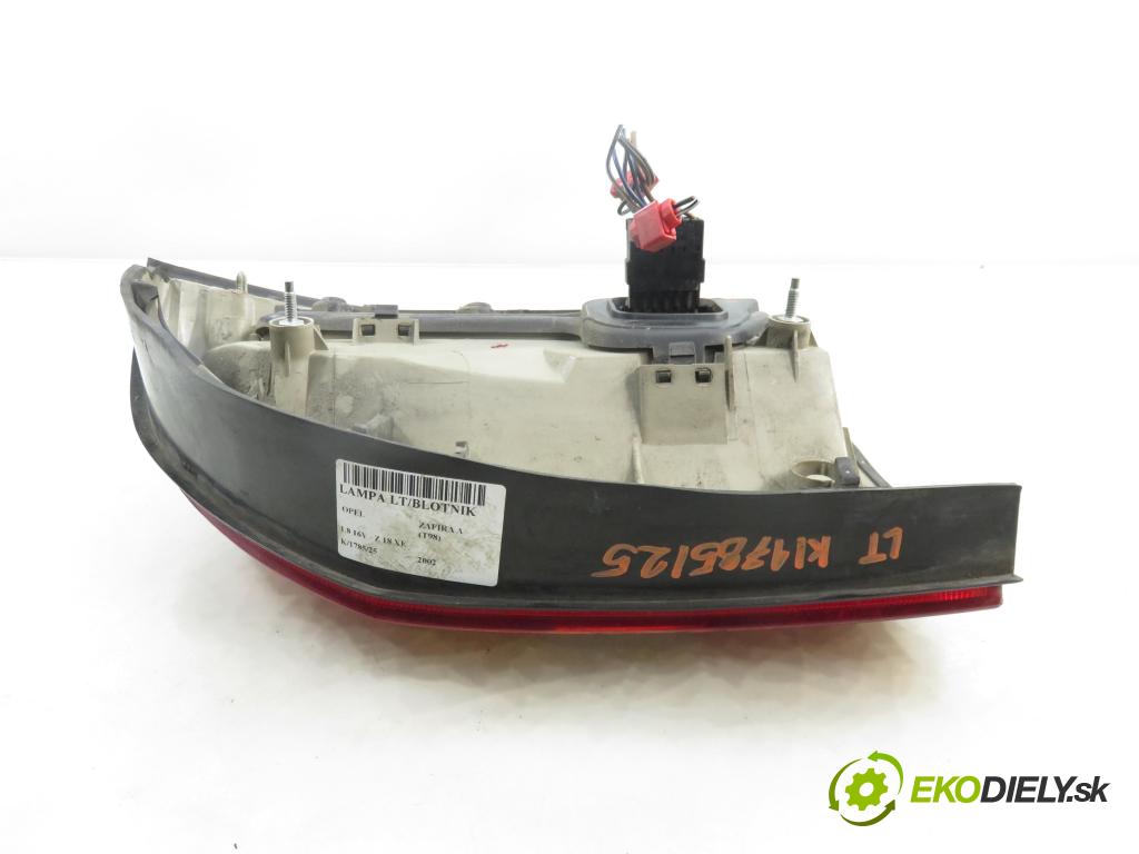 OPEL ZAFIRA A Nadwozie Wielkopojemne (MPV) (T98)  MINIVAN 2002 92,00 1.8 16V 125 - Z 18 XE 1796,00 Svetlo ľavé zadné