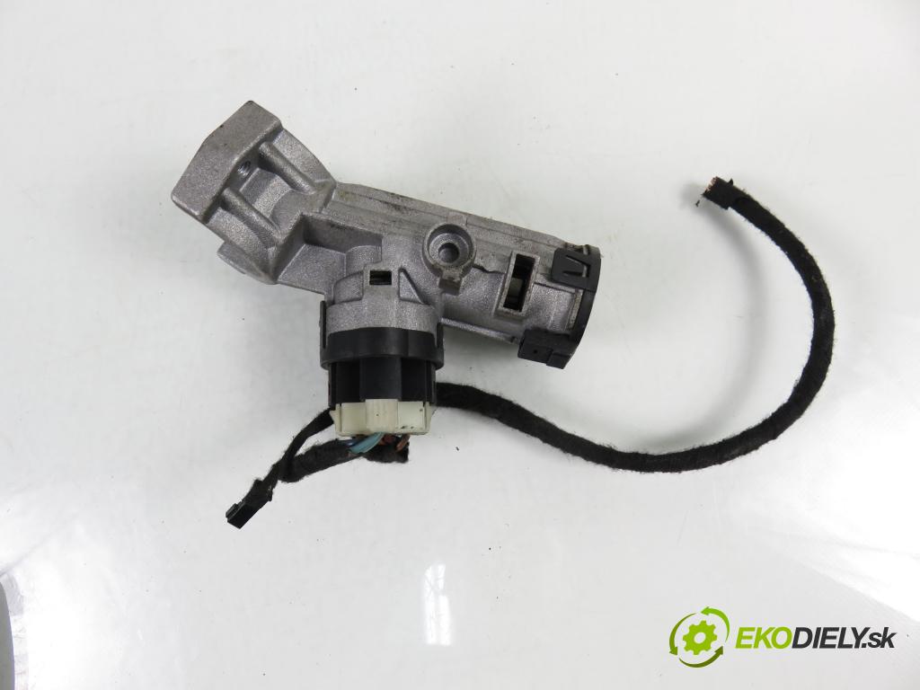 CITROEN JUMPER Skrzynia FURGON 2008 88,00 2.2 HDi 120 - 4HU (P22DTE) 2198,00 spinačka 0109900 (Spínacia skrinka)