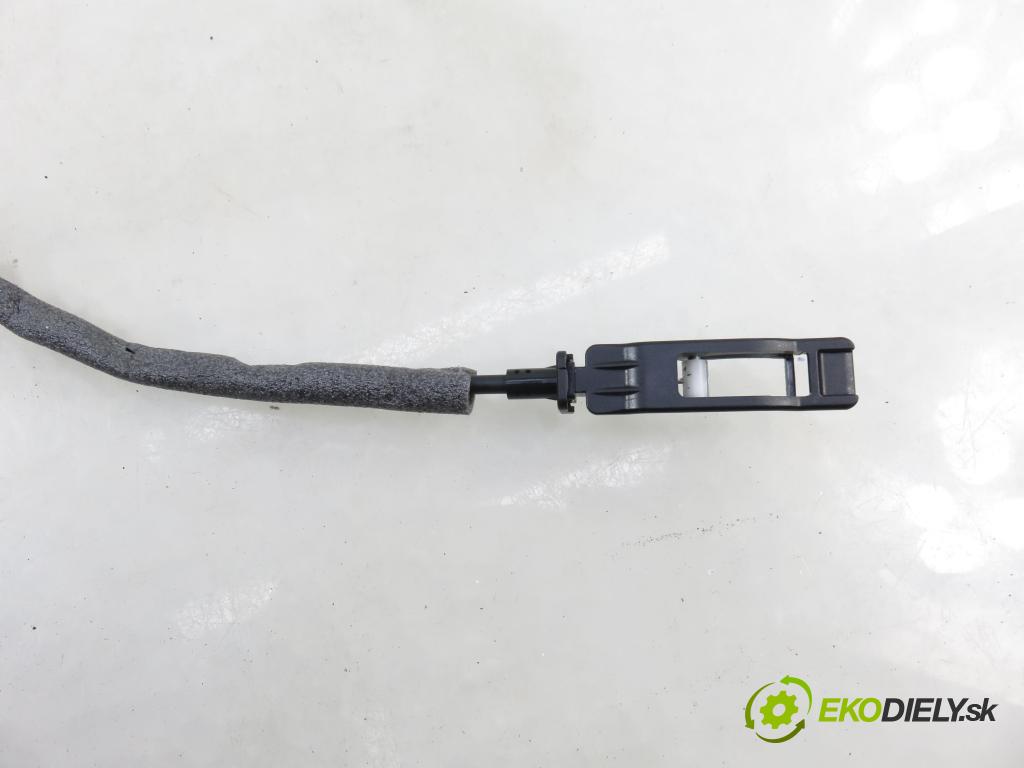 VW GOLF VII Variant (BA5, BV5) KOMBI 2019 850,00 1.6 TDI CR 115 - DGTE 1598,00 zámok 5TB837015A