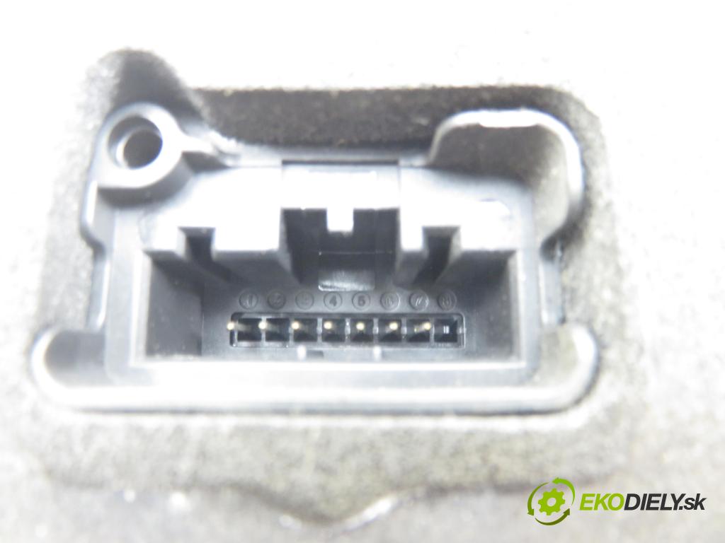 VW GOLF VII Variant (BA5, BV5) KOMBI 2019 850,00 1.6 TDI CR 115 - DGTE 1598,00 zámok 5TB837015A