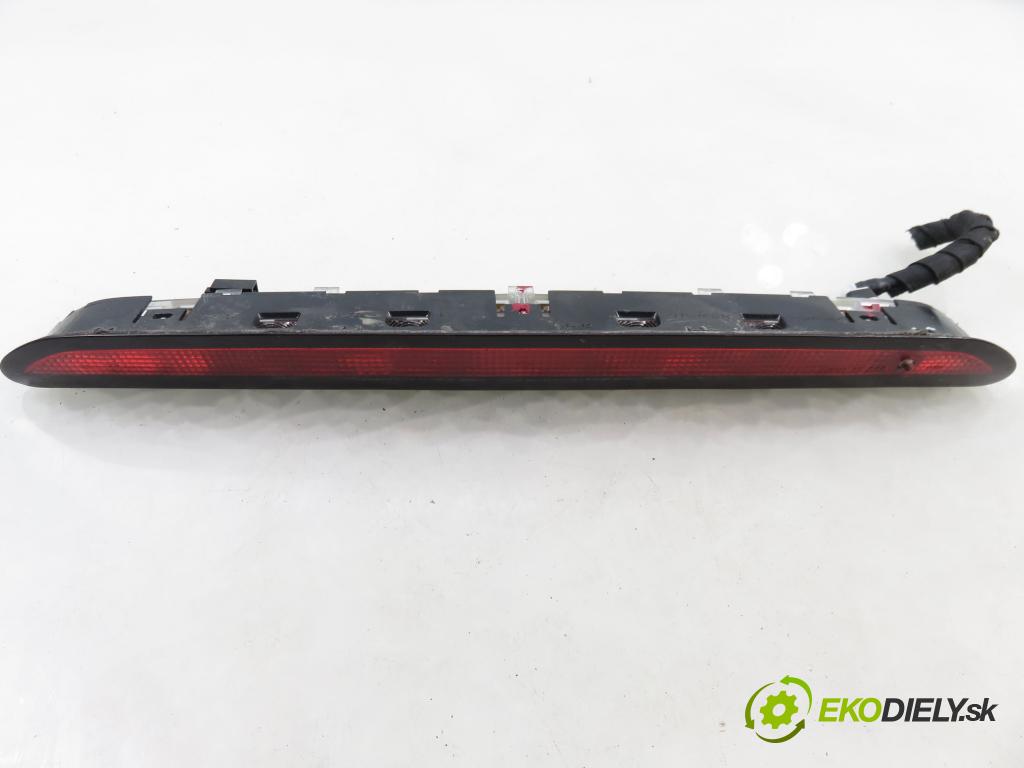 VW GOLF VII Variant (BA5, BV5) KOMBI 2019 850,00 1.6 TDI CR 115 - DGTE 1598,00 svetlo bŕzd 5G0945087B