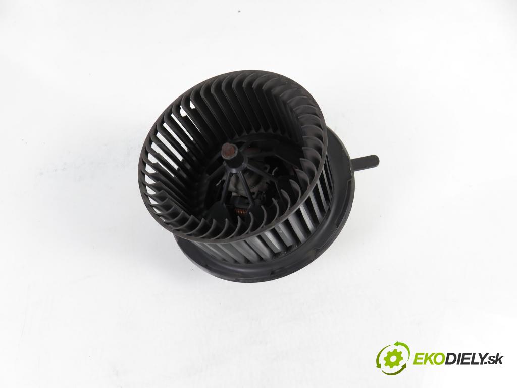 VW GOLF V (1K1) HB 2005 66,00 1.9 TDI PD 90 - BRU 1896,00 ventilátor větráku 1K1819015