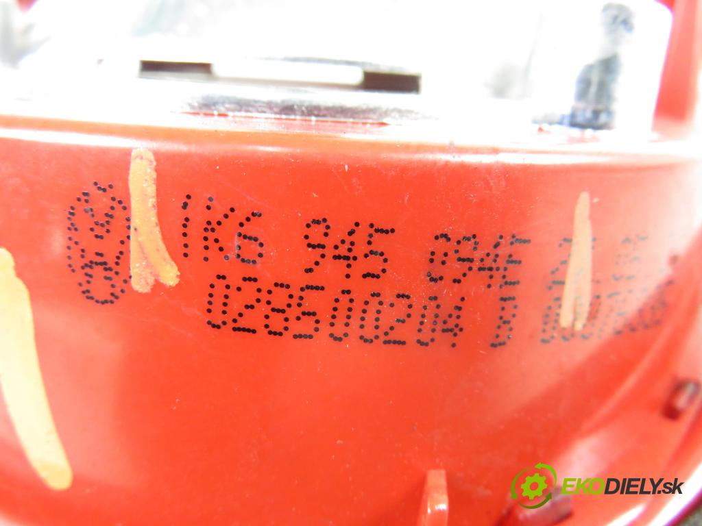 VW GOLF V (1K1) HB 2005 66,00 1.9 TDI PD 90 - BRU 1896,00 Svetlo pravé zadné kufor 1K6945094E