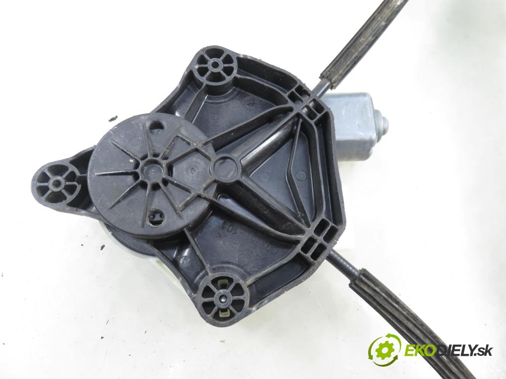 VW GOLF VII Variant (BA5, BV5) KOMBI 2019 850,00 1.6 TDI CR 115 - DGTE 1598,00 Mechanizmus okien 5G4839461C ; 5Q4959811F