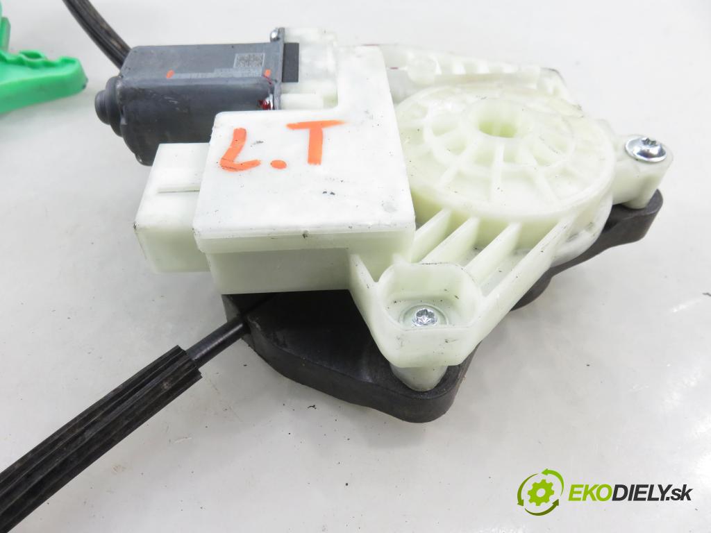 VW GOLF VII Variant (BA5, BV5) KOMBI 2019 850,00 1.6 TDI CR 115 - DGTE 1598,00 Mechanizmus okien 5G4839461C ; 5Q4959811F