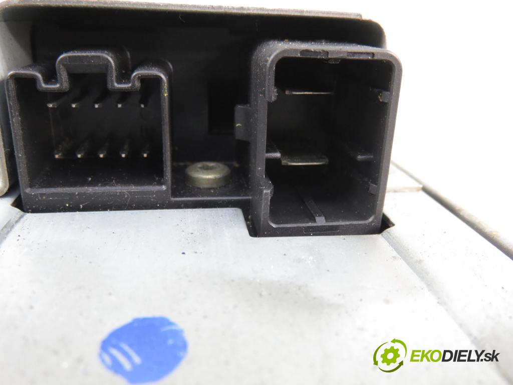 FIAT IDEA (350_) HB 2005 0,00 1.3 D Multijet - 188 A9.000 1248,00 serv/podporovanie elektrické 00517364610
