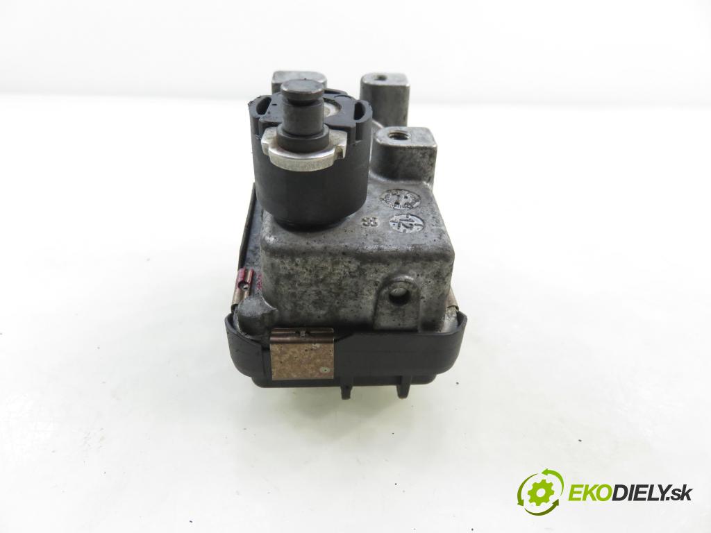 FORD GALAXY (WA6) MINIVAN 2006 92,00 1.8 TDCi - QYWA 1753,00 Nastavovač turba 6NW008412 ; 712120 (Motorček ostatné)