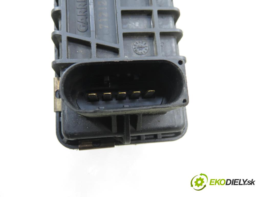 FORD GALAXY (WA6) MINIVAN 2006 92,00 1.8 TDCi - QYWA 1753,00 Nastavovač turba 6NW008412 ; 712120 (Motorček ostatné)