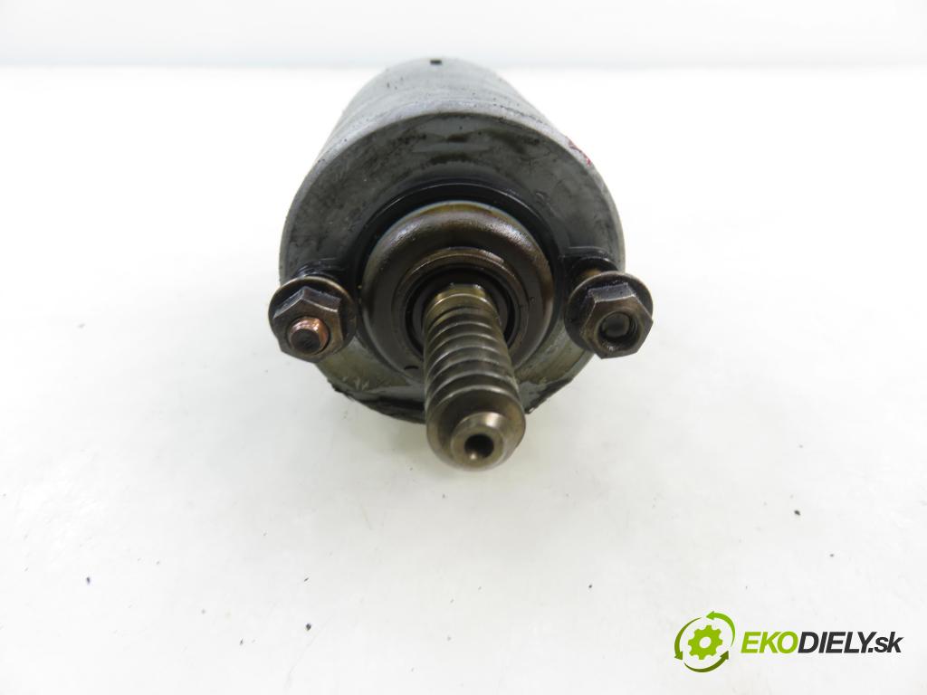 BMW 3 (E90) SEDAN 2005 95,00 318 i 129 - N46 B20 B 1995,00 Nastavovač časovania Vačkový hriadeľ: A2C59515104 ; A2C53123520 (Motor a príslušenstvo ostatné)