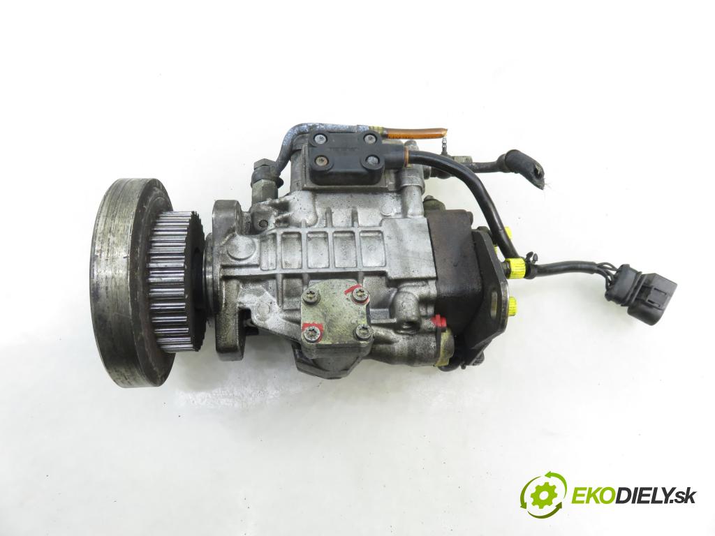 VOLVO 850 Kombi (LW) KOMBI 1997 103,00 2.5 TDI - D 5252 T 2461,00 Pumpa vstrekovacia 074130110M ; 0460415990 (Vstrekovacie čerpadlo)