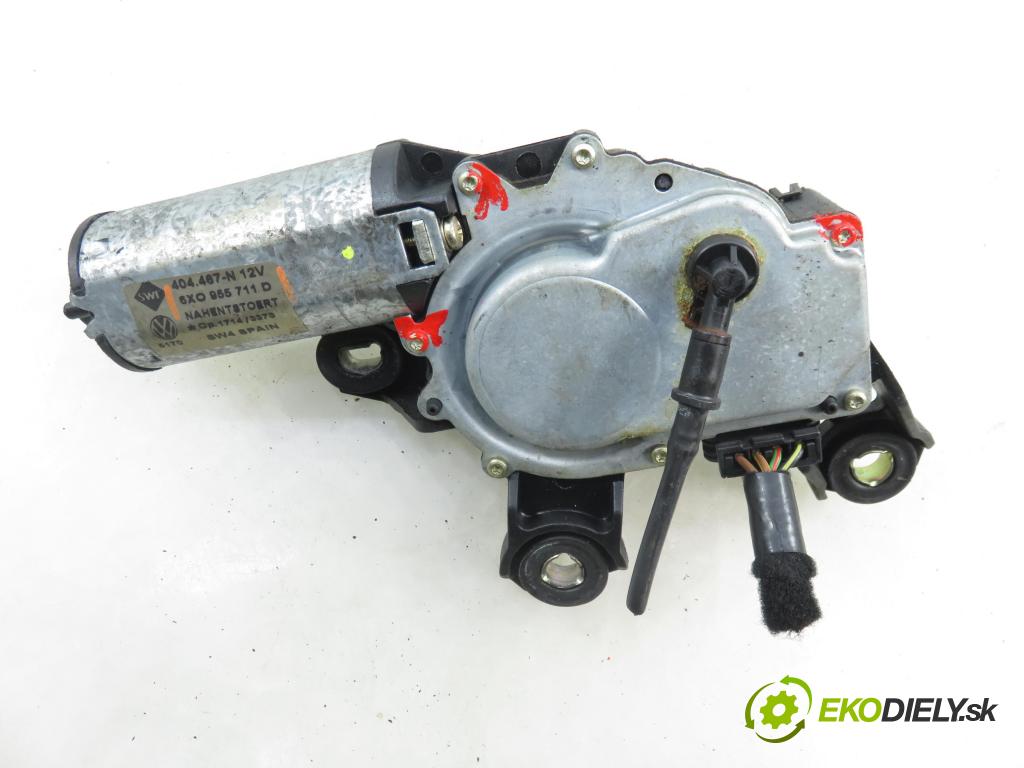 VW POLO (6N2) HB 2000 40,00 1.4 - ANX 1390,00 Motorček stierače zadné 6X0955711D