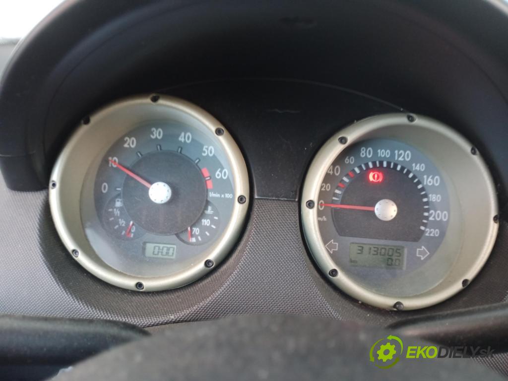 VW POLO (6N2) HB 2000 40,00 1.4 - ANX 1390,00 Prístrojovka elektrický 6N0920804E