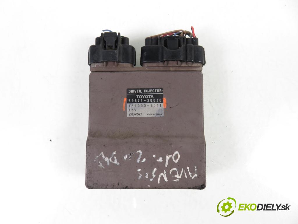 TOYOTA AVENSIS VERSO (_M2_) MINIVAN 2004 85,00 2.0 D (CLM20_) - 1CD-FTV 1995,00 řídící jednotka vstřiku 8987120030 ; 1310001041
