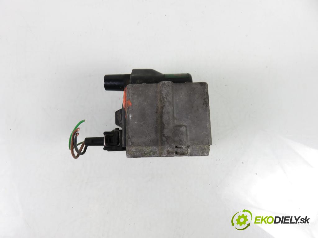 AUDI 80 (8C, B4) SEDAN 1993 85,00 2.0 E 115 - ABK 1984,00 Cievka zapaľovacia 867905104A