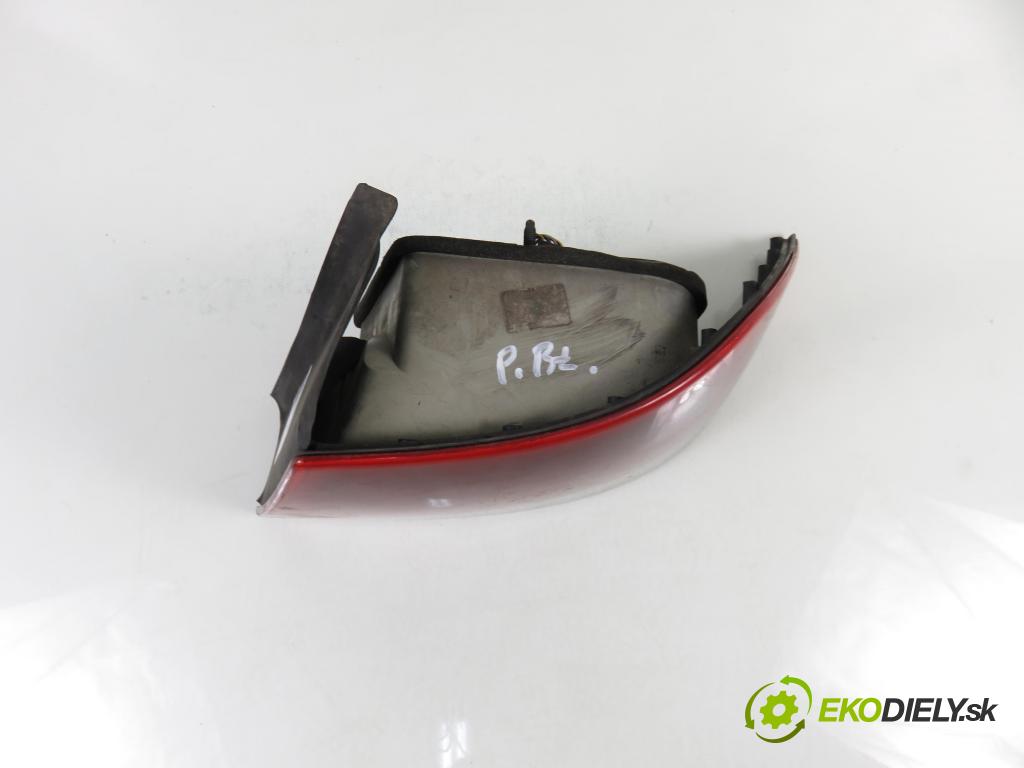 SAAB 9-3 (YS3F) SEDAN 2006 88,00 1.9 TiD - Z 19 DT 1910,00 světlo pravé zadní