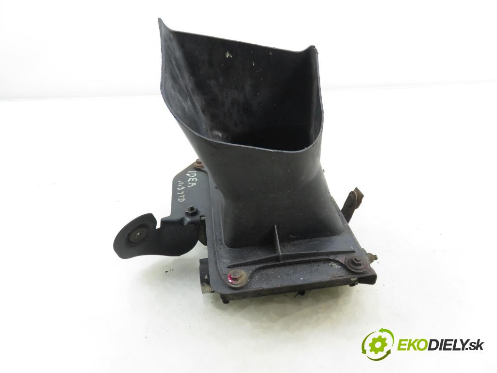 FIAT IDEA (350_) HB 2004 74,00 1.9 JTD - 188 B2.000 1910,00 chladič oleja