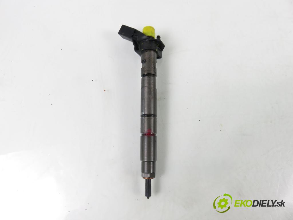 AUDI A5 (8T3) COUPE 2007 176,00 3.0 TDI quattro - CAPA 2967,00 vstrekovač 057130277AG ; 0445115058 (Vstrekovač paliva)