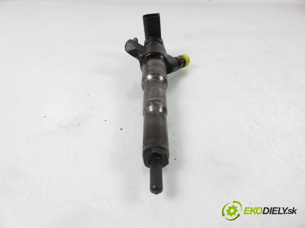 RENAULT MASTER III Platforma / podwozie (EV, HV, UV) KABINA/PLATFORMA 2016 120,00 2.3 dCi 165 FWD - M9T 702 2298,00 vstrekovač 166000372R ; HMLGT5164R (Vstrekovač paliva)