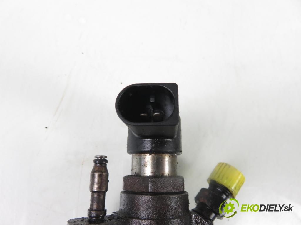 RENAULT MASTER III Platforma / podwozie (EV, HV, UV) KABINA/PLATFORMA 2016 120,00 2.3 dCi 165 FWD - M9T 702 2298,00 vstrekovač 166000372R ; HMLGT5164R (Vstrekovač paliva)