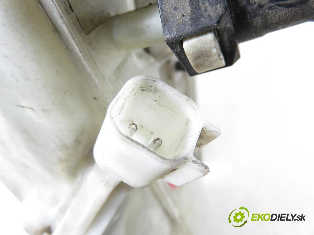 FORD FOCUS II (DA_, HCP) HB 2005 74,00 1.6 - SHDC 1596,00 Posilovač 3M512B195GA ; 03786436074 (Servočerpadlo)