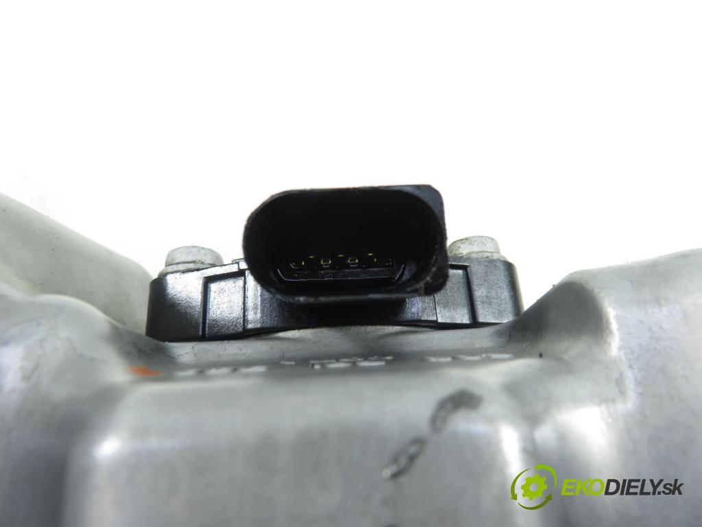 SEAT IBIZA IV (6J5, 6P1) HB 2012 77,00 1.6 TDI - CAYC 1598,00 Vaňa olejová 03G103603AD ; 03C907660G (Olejová vaňa)