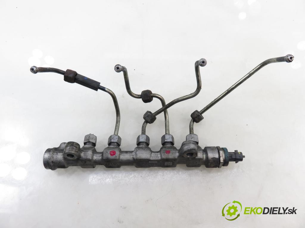 RENAULT MASTER II Skrzynia (FD) FURGON 2007 88,00 2.5 dCi 120 - G9U 650 2464,00 Lišta vstrekovacia 0445214175 ; 8200754773A (Vstrekovacia lišta)