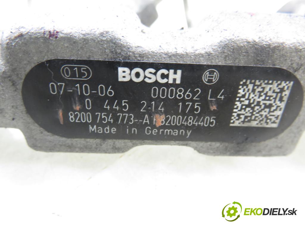 RENAULT MASTER II Skrzynia (FD) FURGON 2007 88,00 2.5 dCi 120 - G9U 650 2464,00 Lišta vstrekovacia 0445214175 ; 8200754773A (Vstrekovacia lišta)