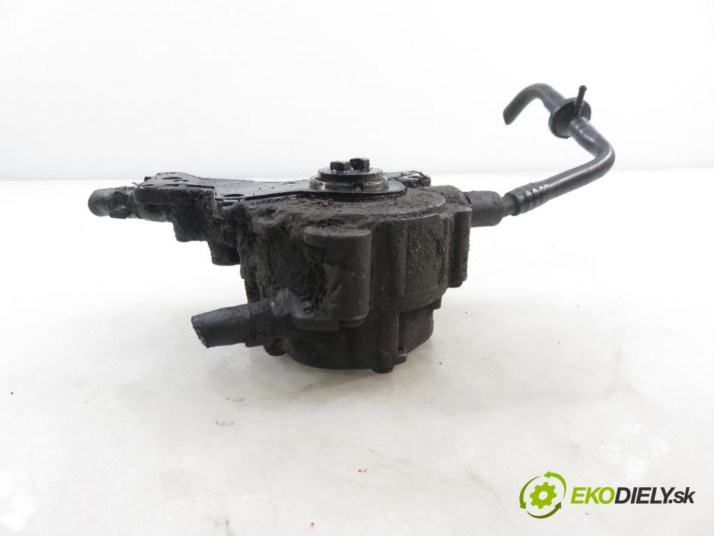 VW TRANSPORTER V Skrzynia (7HA, 7HH, 7EA, 7EH) FURGON 2005 77,00 1.9 TDI PD 105 - AXB 1896,00 Pumpa vákuová