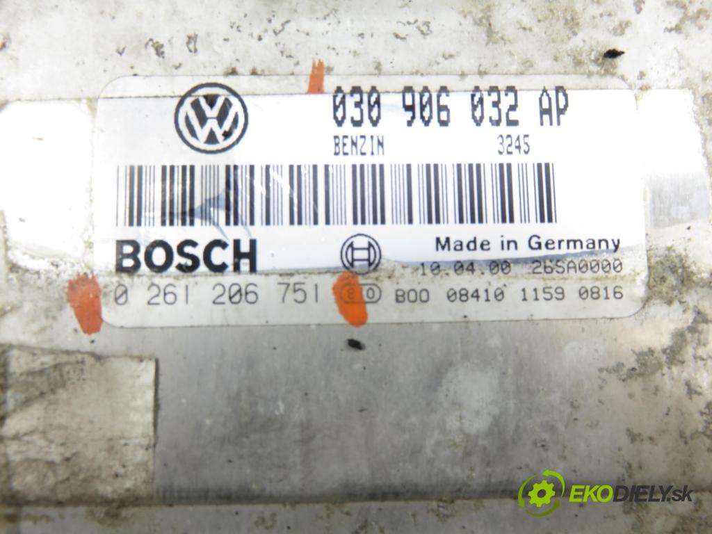 VW POLO (6N2) HB 2000 40,00 1.4 - ANX 1390,00 Riadiaca jednotka Motor 030906032AP ; 0261206751