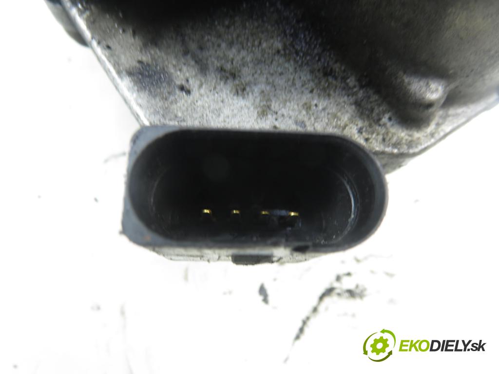 VW PASSAT B6 (3C2) SEDAN 2005 77,00 1.9 TDI PD 105 - BKC 1896,00 Škrtiaca klapka A2C53099815 ; 03G128063C (Škrtiaca klapka)