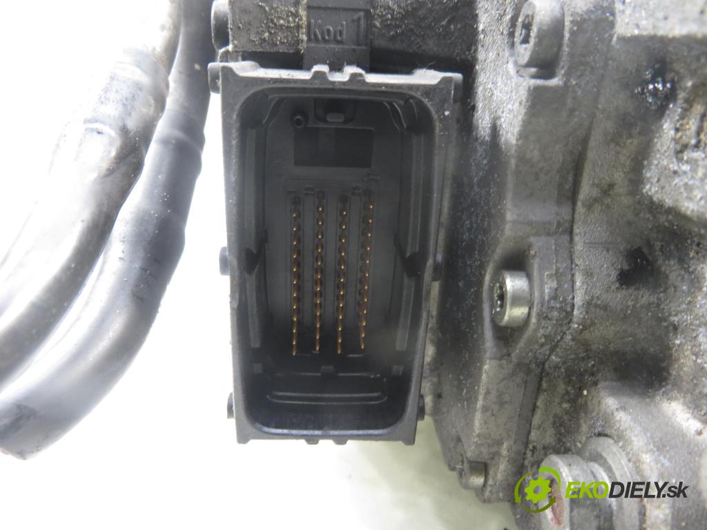 OPEL VECTRA C (Z02) LIFTBACK 2004 92,00 2.2 DTI 16V 125 - Y 22 DTR 2172,00 Pumpa vstrekovacia 0470504215 ; 0281010717 ; 55351757 (Vstrekovacie čerpadlo)