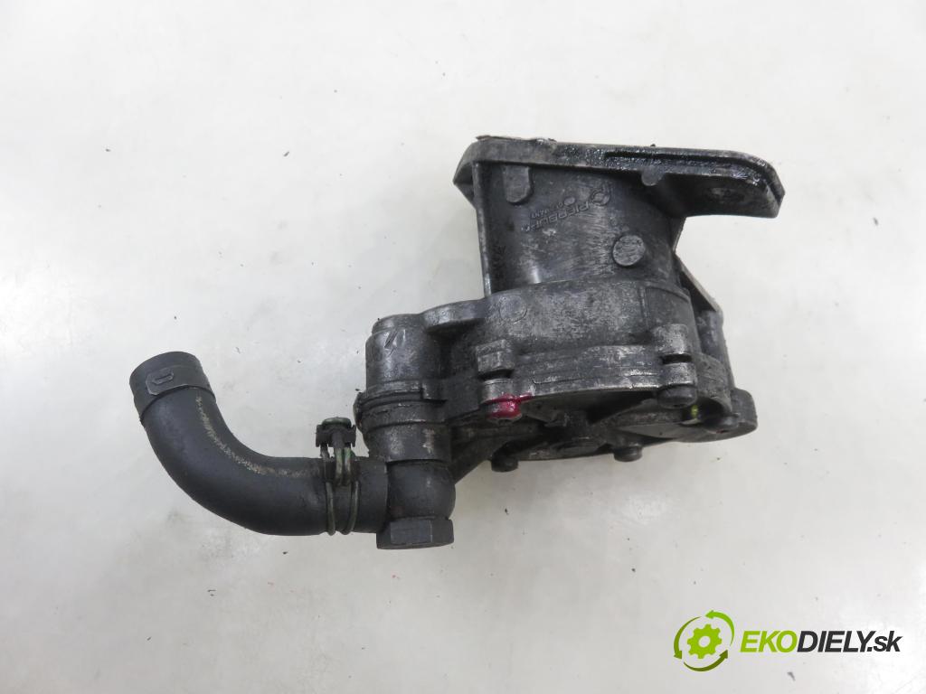 VW TRANSPORTER IV Platforma / podwozie (70E, 70L, 70M, 7DE, 7DL KABINA/PLATFORMA 1993 57,00 2.4 D 78 - AAB 2370,00 pumpa vakuová 075145100 ; 72053342