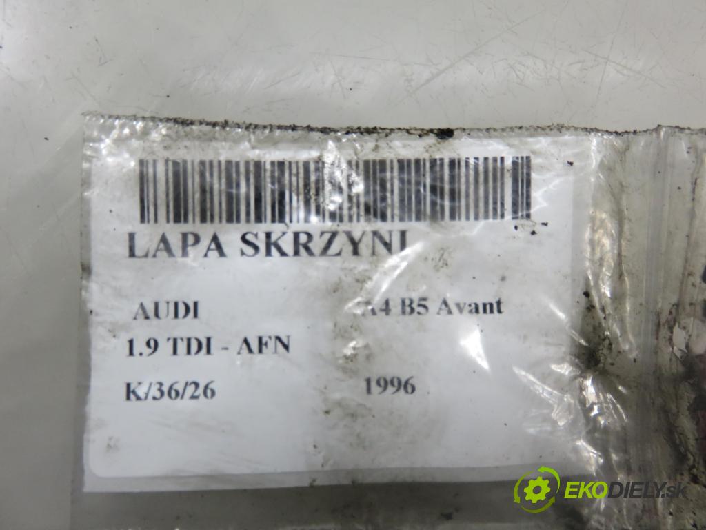 AUDI A4 Avant (8D5, B5) KOMBI 1996 81,00 1.9 TDI - AFN 1896,00 Uchytenie prevodovky 8D0399114S